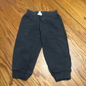 6/$20 Carter’s grey jogger sweatpants size 18 months